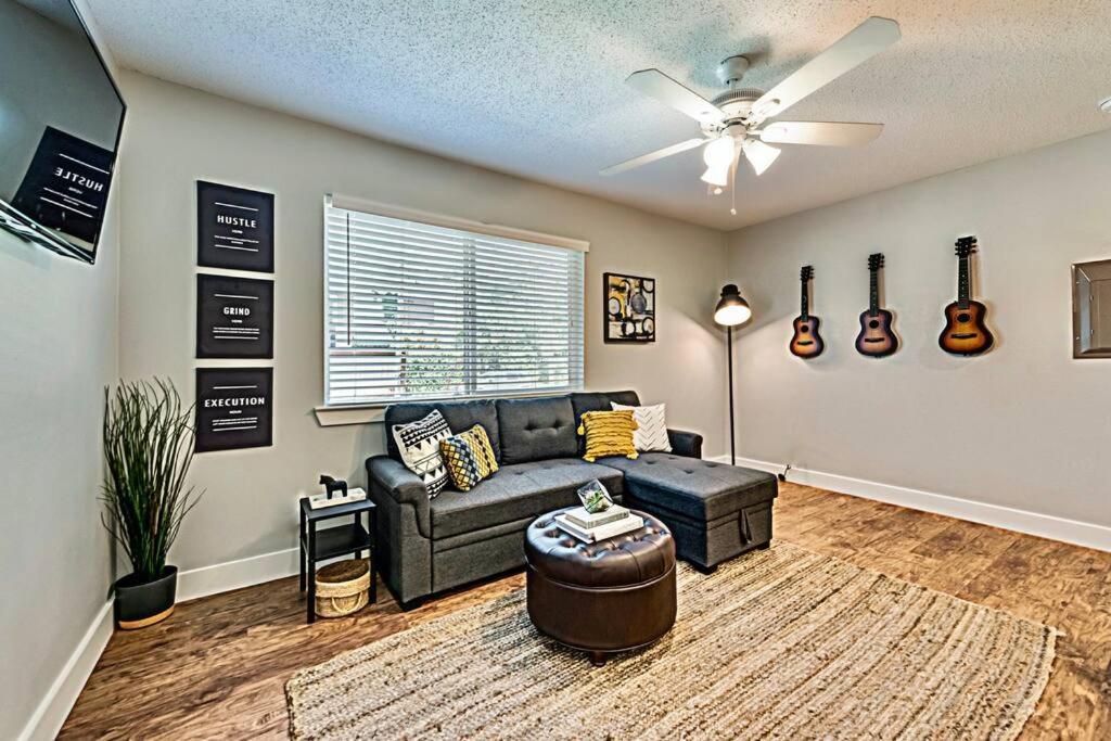 The Rhythm Room Near Downtown Dallas! Extérieur photo